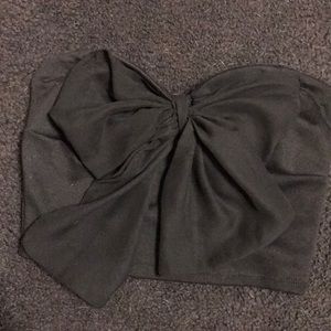 Bow front strapless croptop